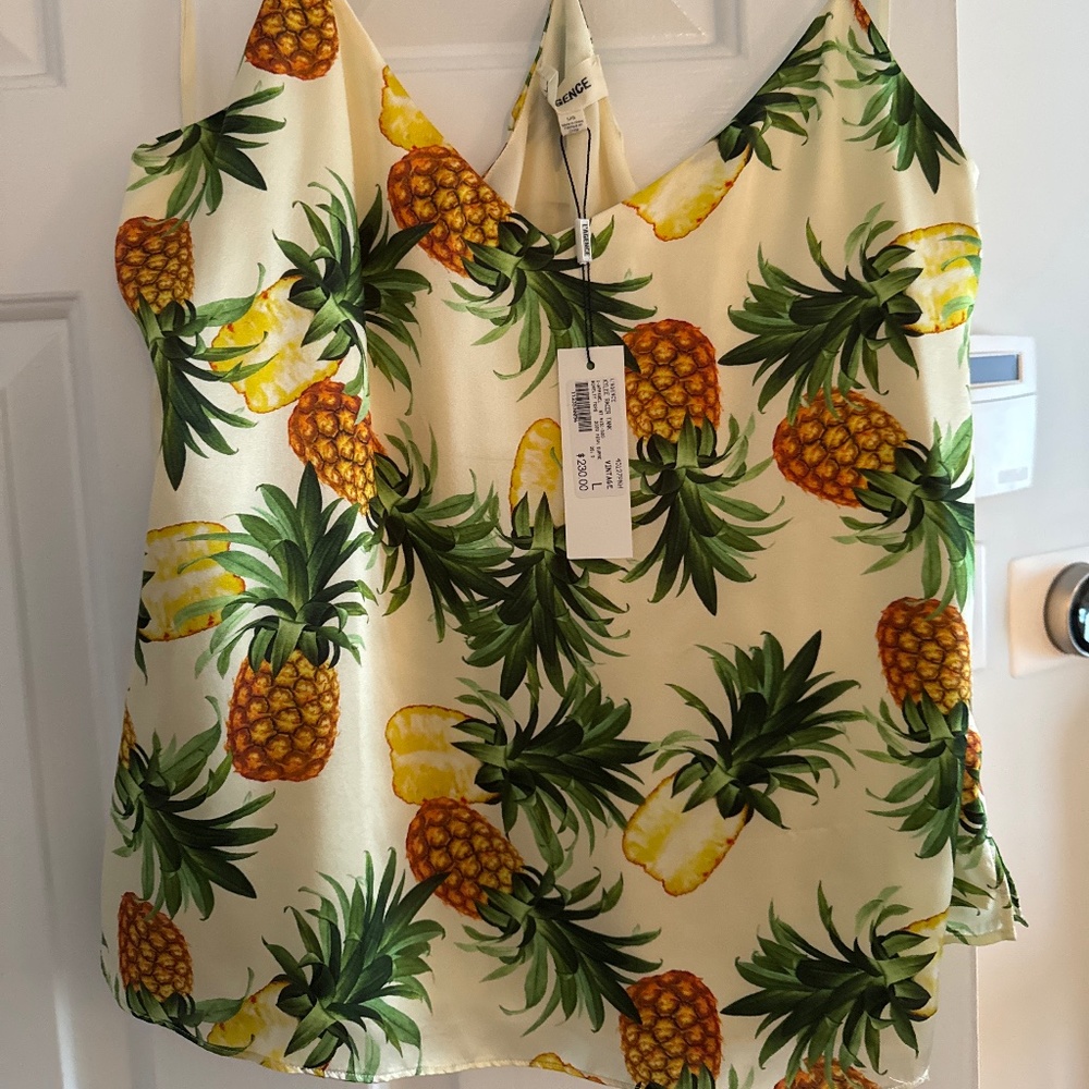 lagence blouse NWT